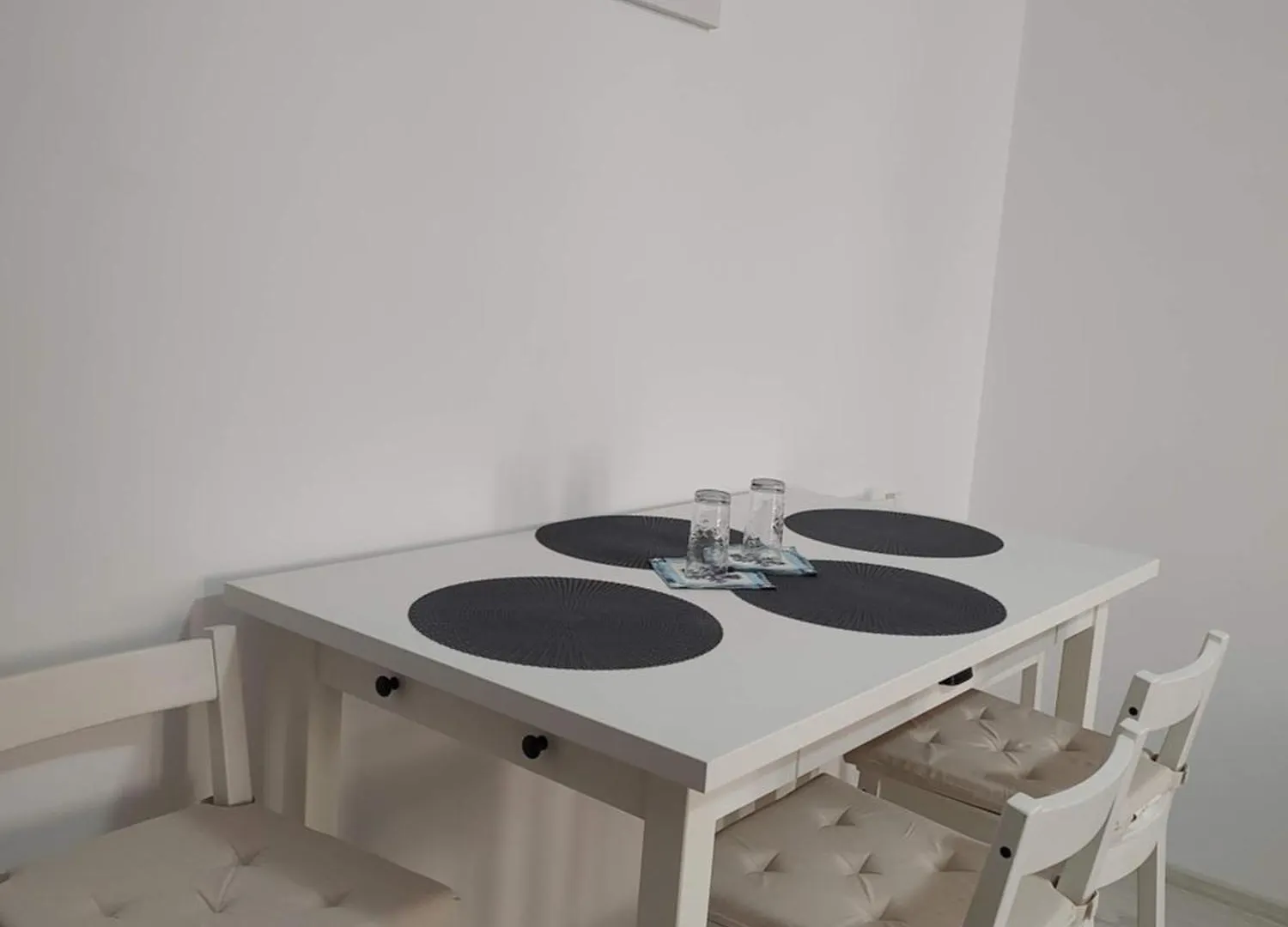 Dream Confort - Bucharest Hideaway Apartment